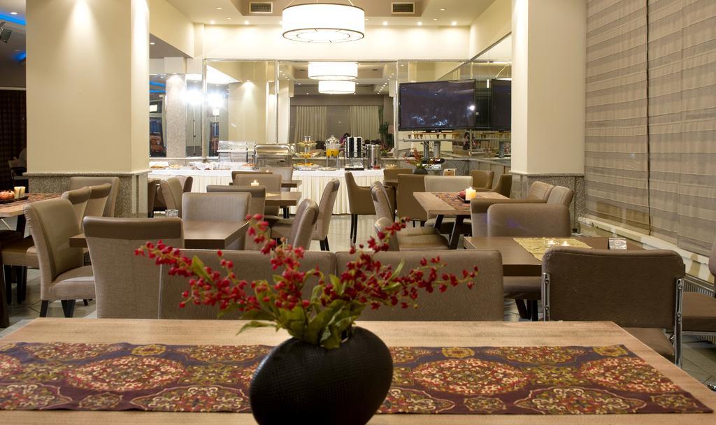 Aliakmon Hotel コザニ エクステリア 写真